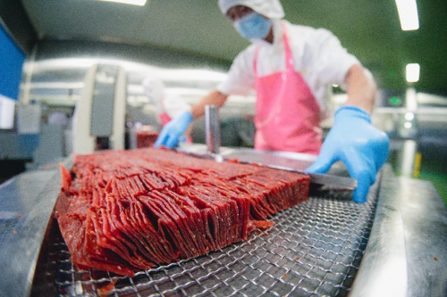 持续精益产品品质，良品铺子打造供应链新高度 猪肉品类的行业变革之路